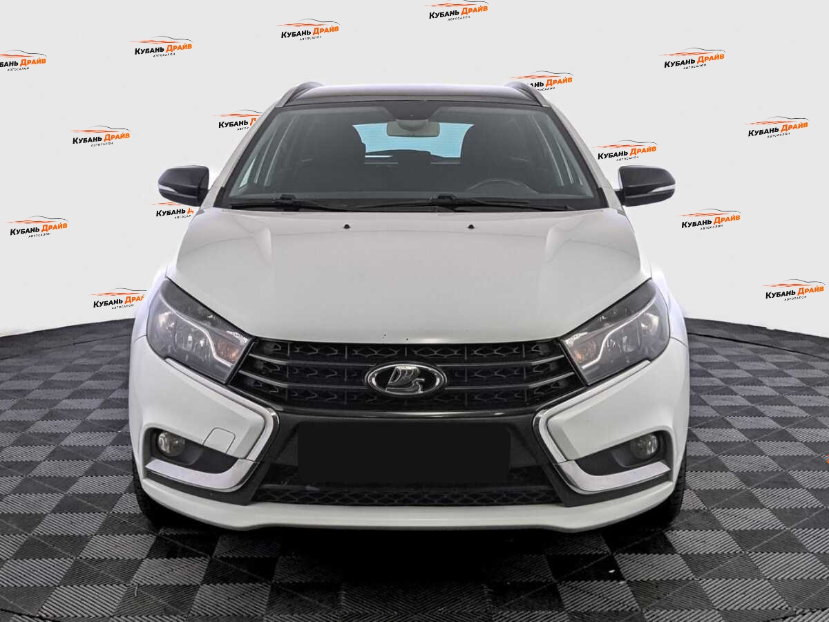 Lada (ВАЗ) Vesta 2021 года с пробегом. Фото: #1