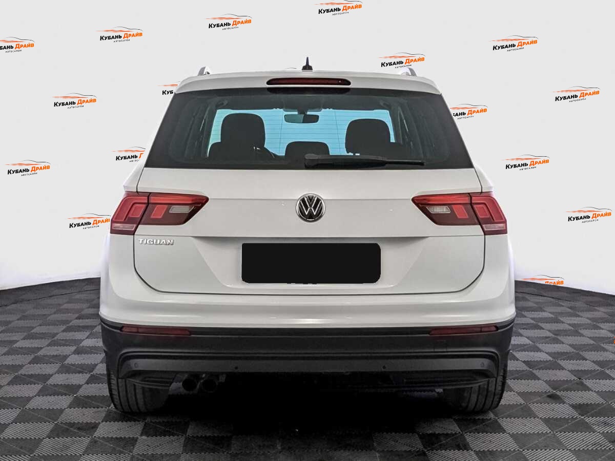 Volkswagen Tiguan 2018 года с пробегом. Фото: #5