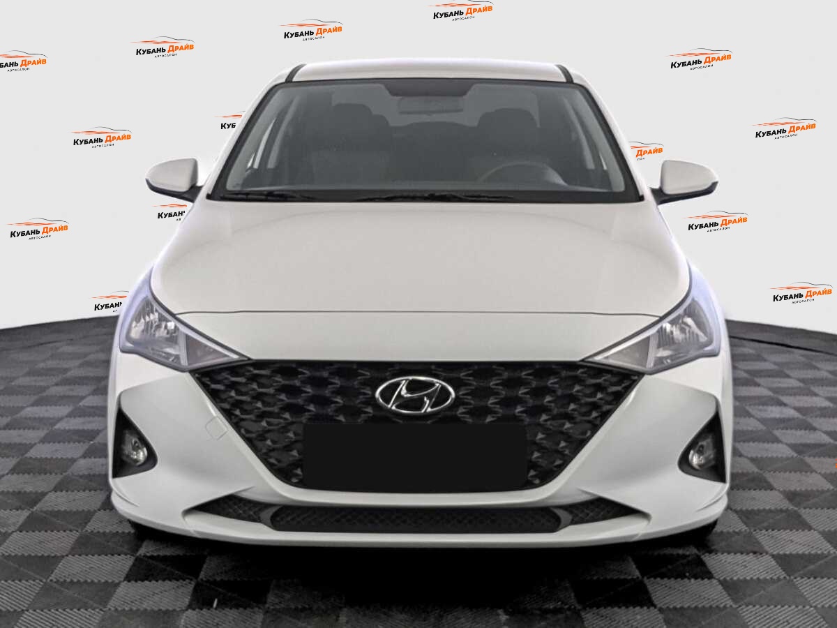 Hyundai Solaris 2022 года с пробегом. Фото: #1