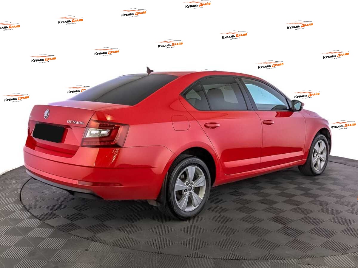 Skoda Octavia 2018 года с пробегом. Фото: #4
