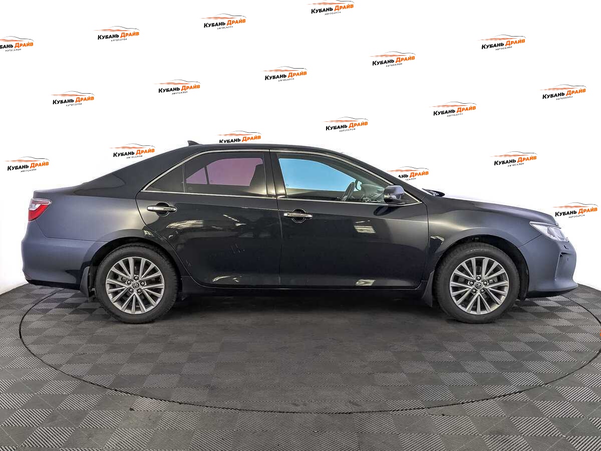 Toyota Camry 2016 года с пробегом. Фото: #3