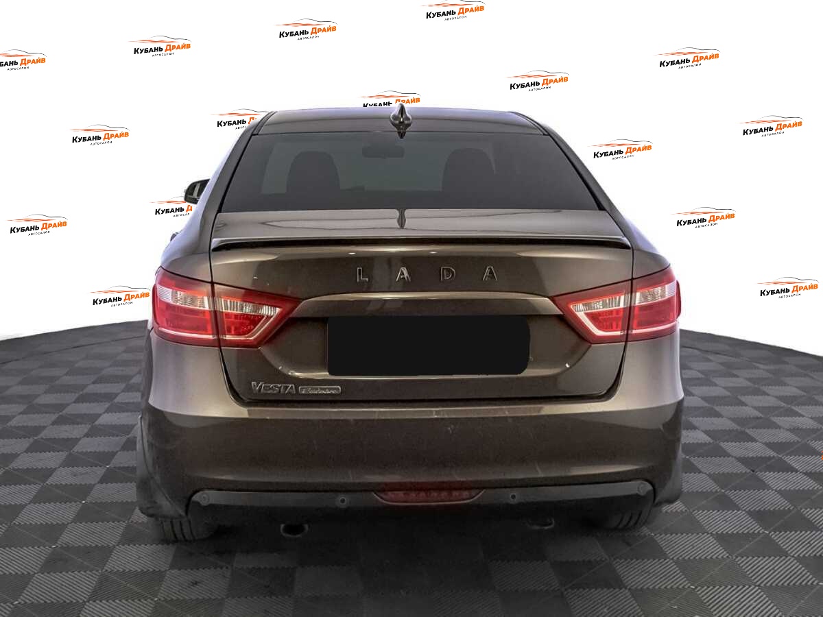 Lada (ВАЗ) Vesta 2019 года с пробегом. Фото: #5
