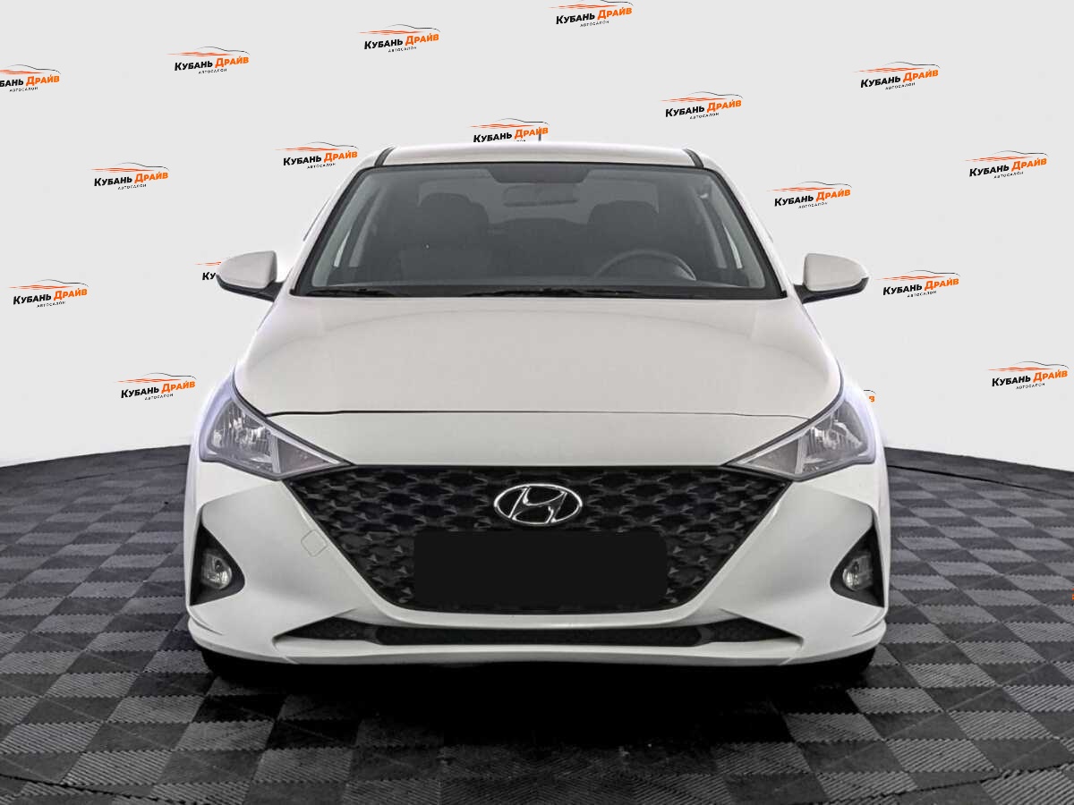 Hyundai Solaris 2022 года с пробегом. Фото: #1