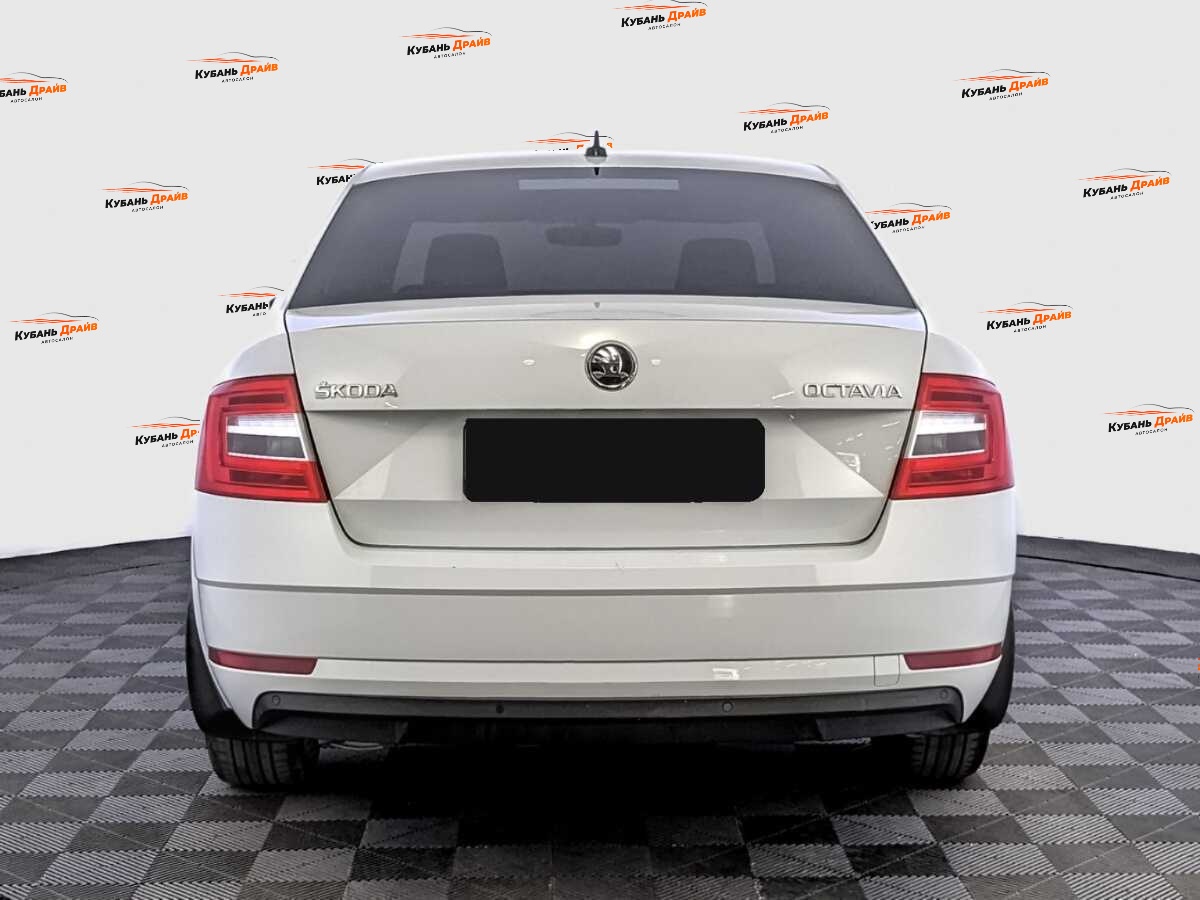 Skoda Octavia 2018 года с пробегом. Фото: #5