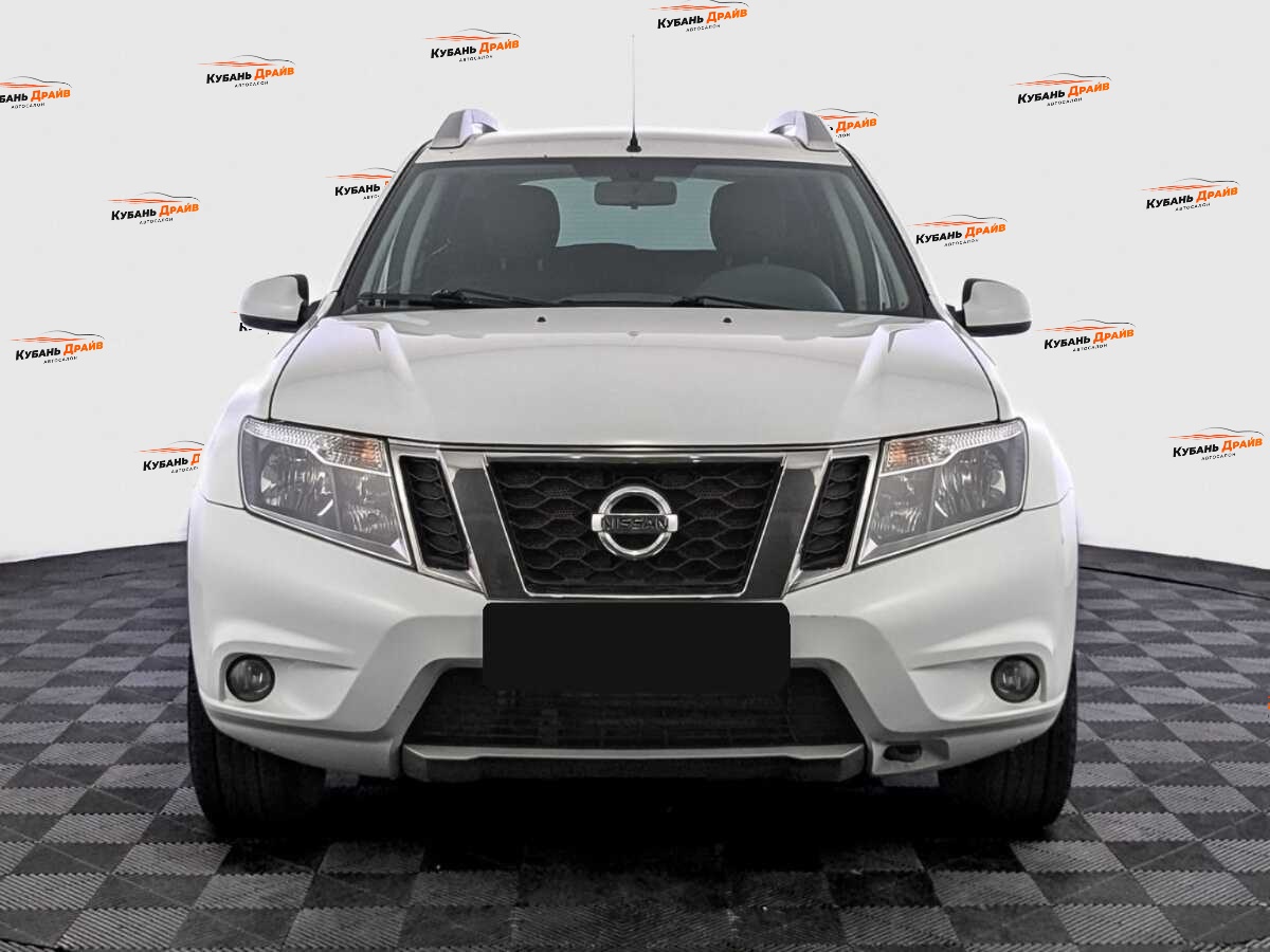 Nissan Terrano 2015 года с пробегом. Фото: #1