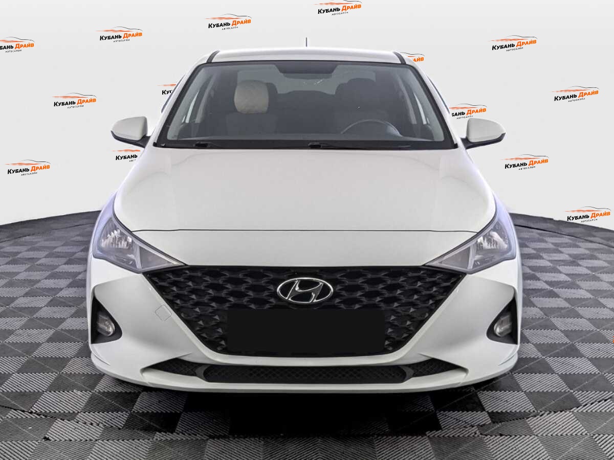 Hyundai Solaris 2020 года с пробегом. Фото: #1