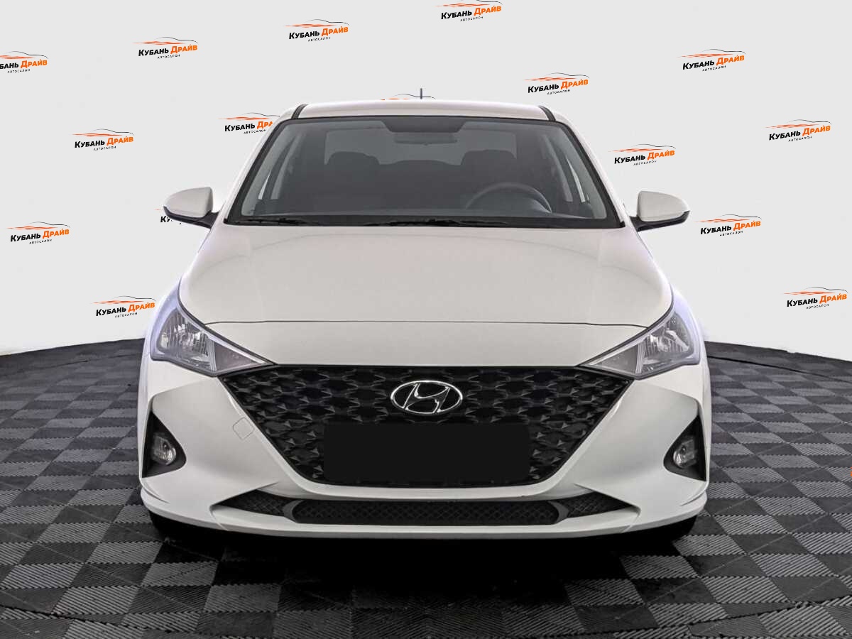 Hyundai Solaris 2022 года с пробегом. Фото: #1