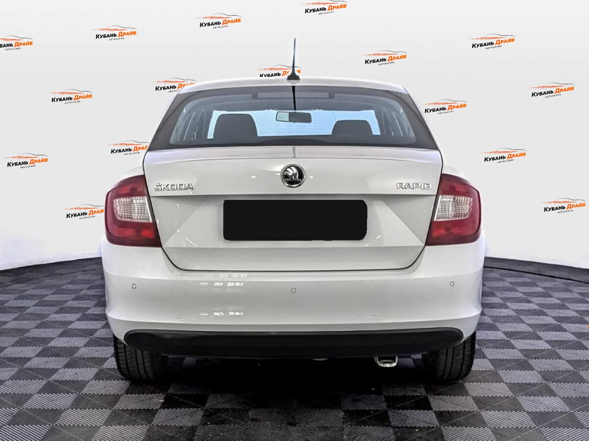 Skoda Rapid 2019 года с пробегом. Фото: #5