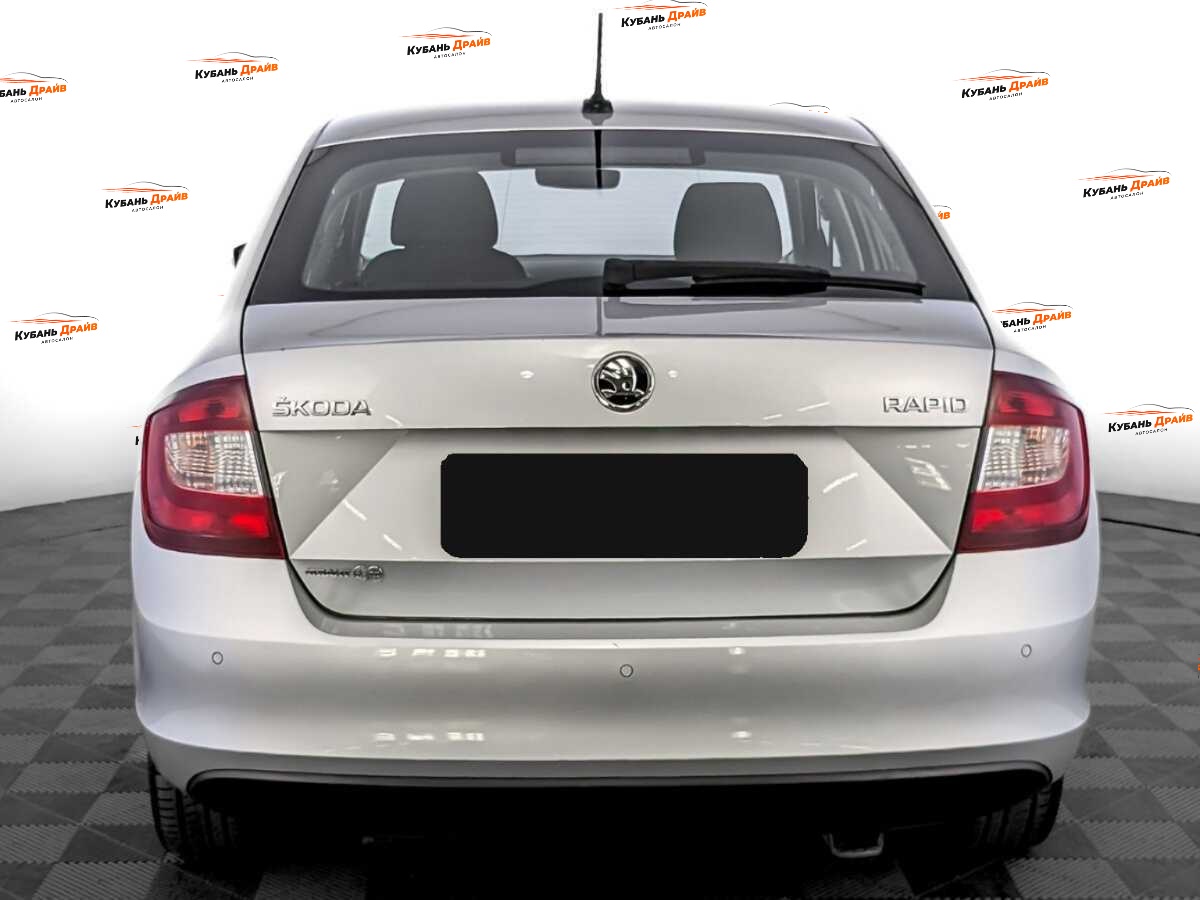 Skoda Rapid 2018 года с пробегом. Фото: #5