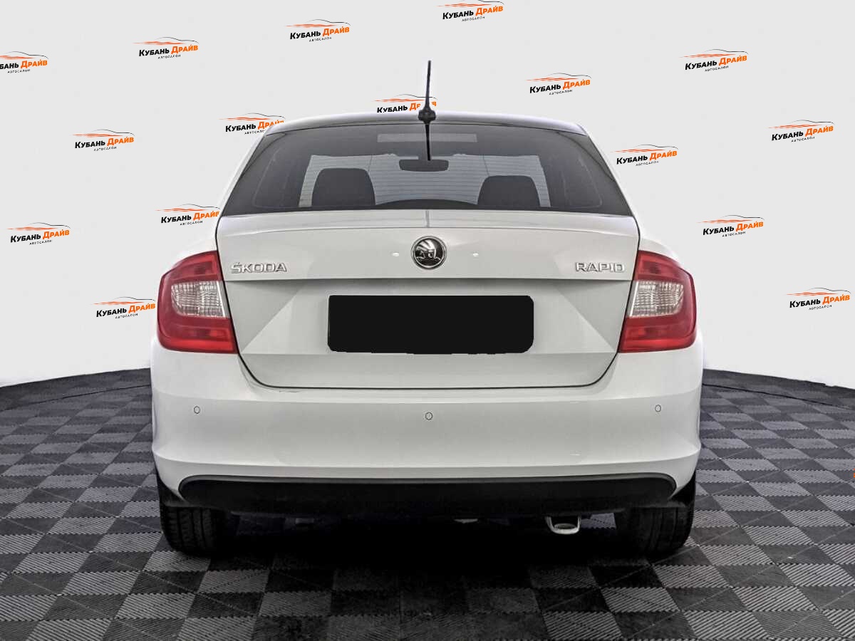 Skoda Rapid 2017 года с пробегом. Фото: #5