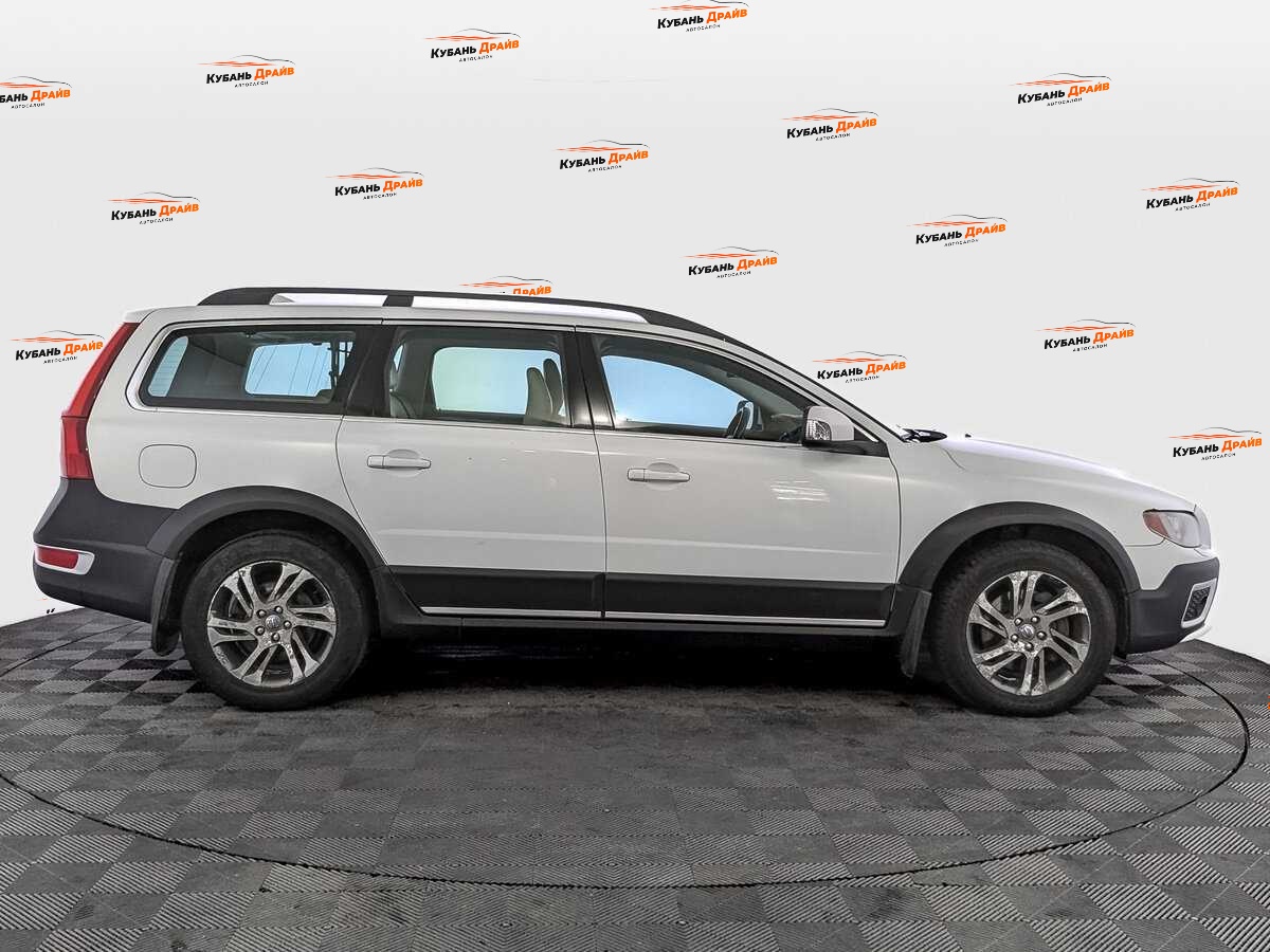 Volvo XC70 2012 года с пробегом. Фото: #3