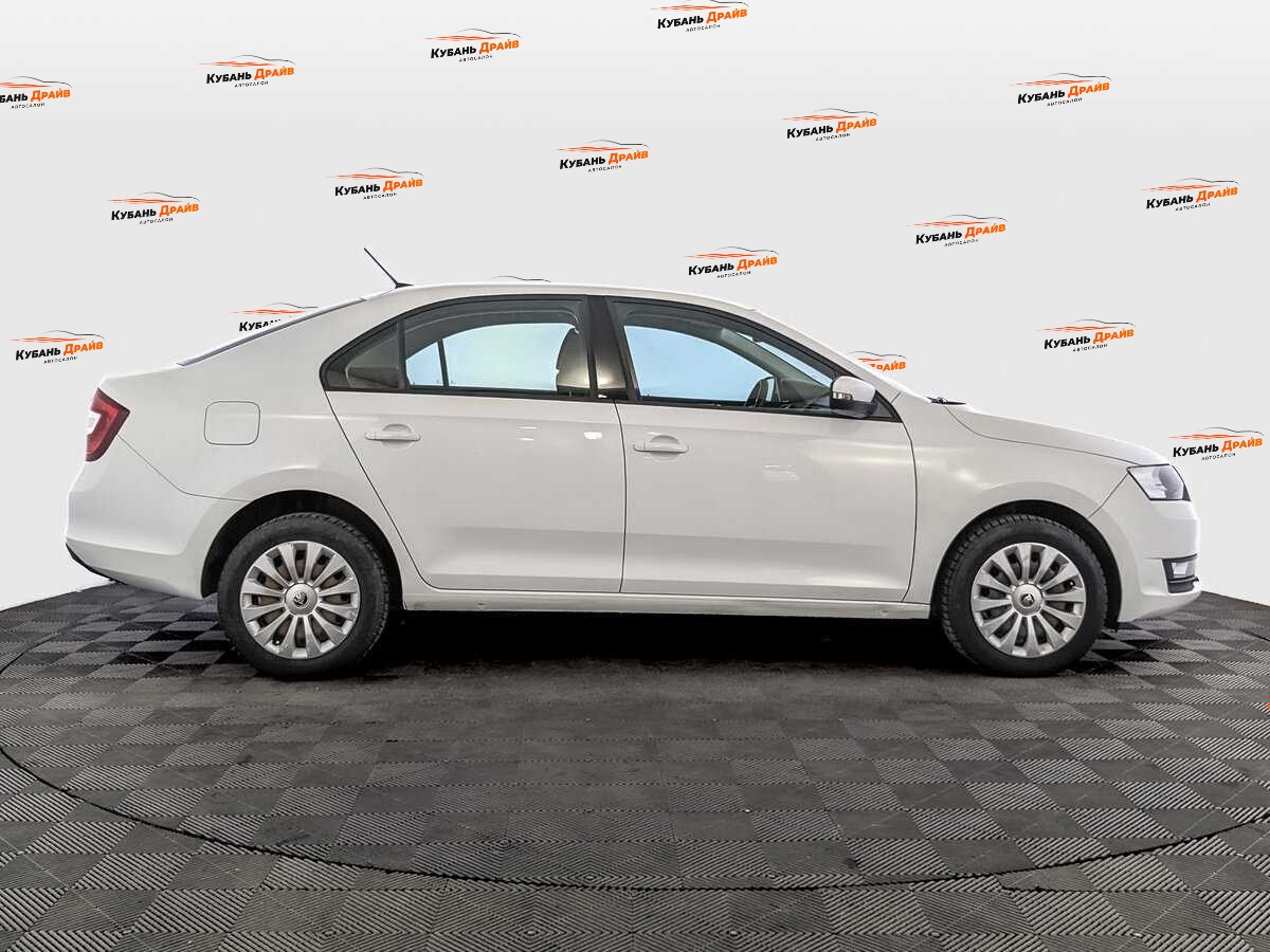 Skoda Rapid 2019 года с пробегом. Фото: #3