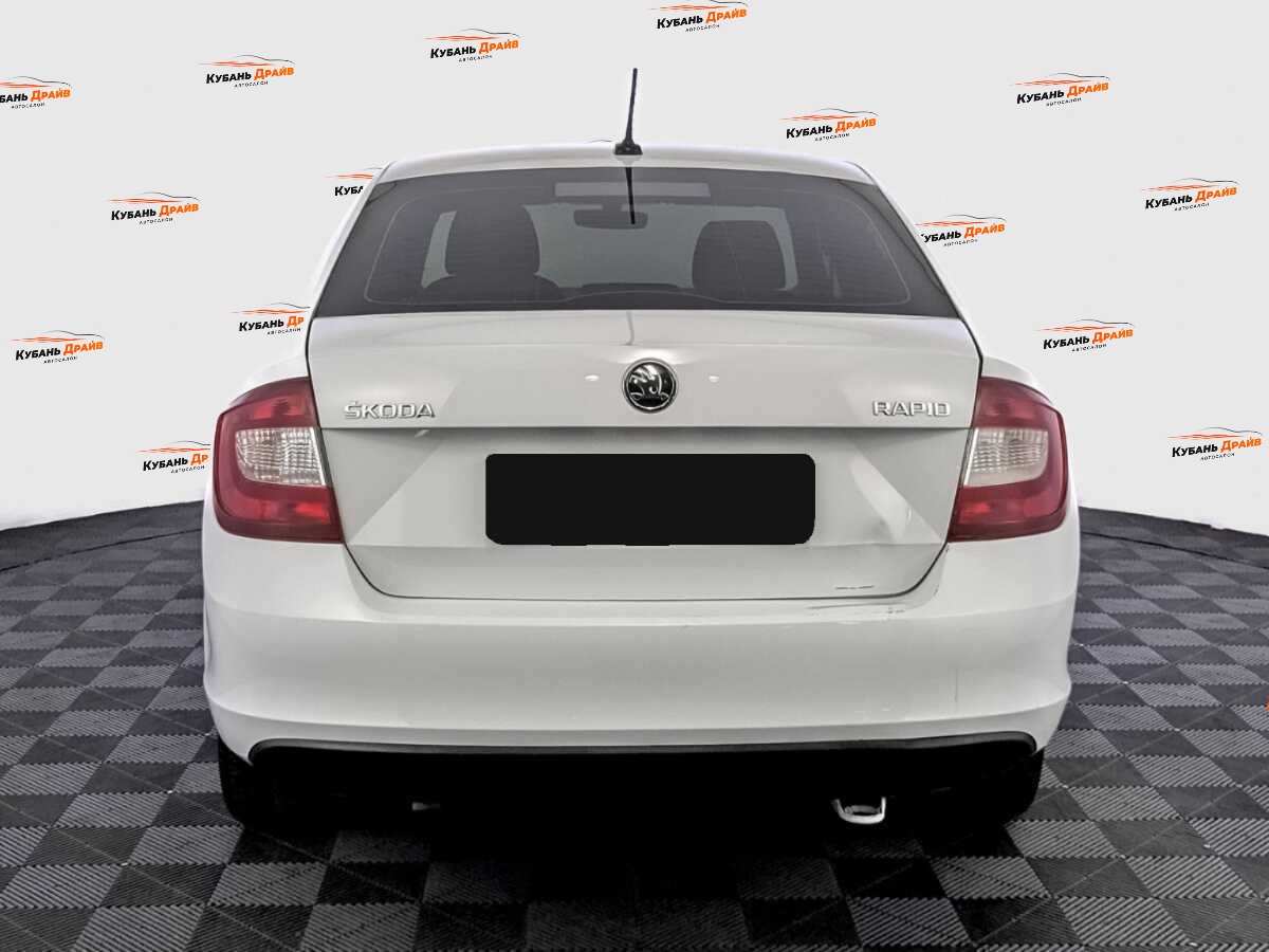 Skoda Rapid 2019 года с пробегом. Фото: #5