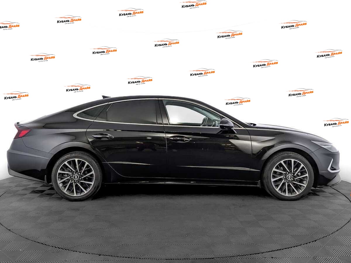 Hyundai Sonata 2022 года с пробегом. Фото: #3
