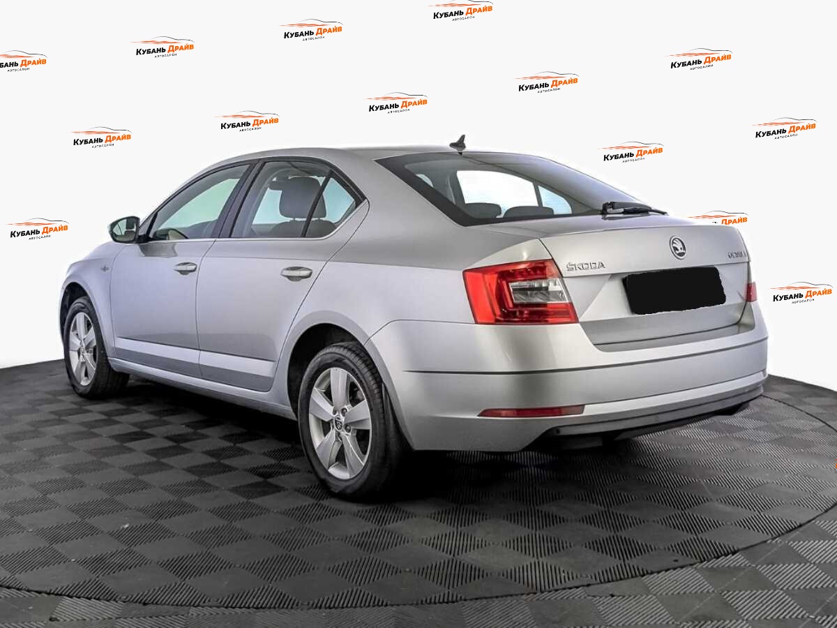 Skoda Octavia 2020 года с пробегом. Фото: #6