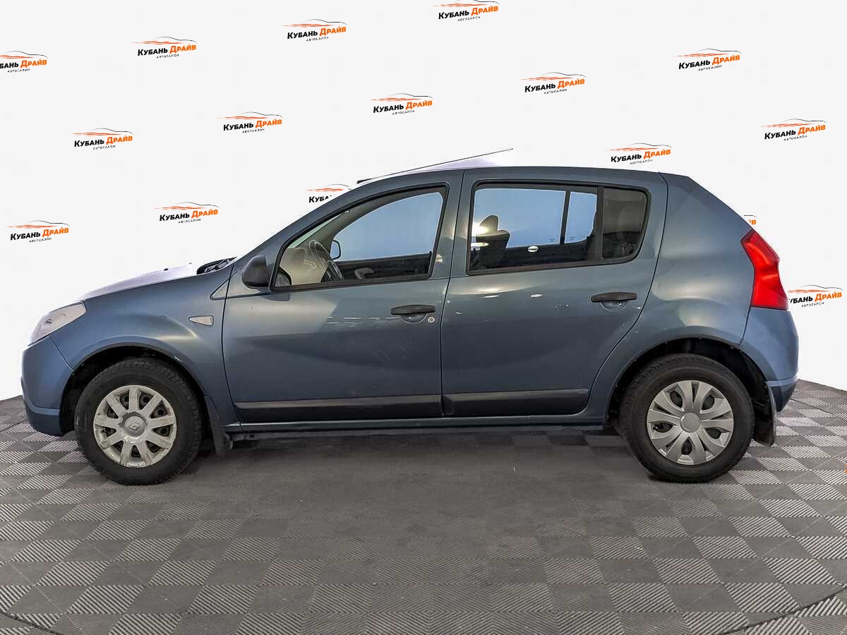 Renault Sandero 2012 года с пробегом. Фото: #7