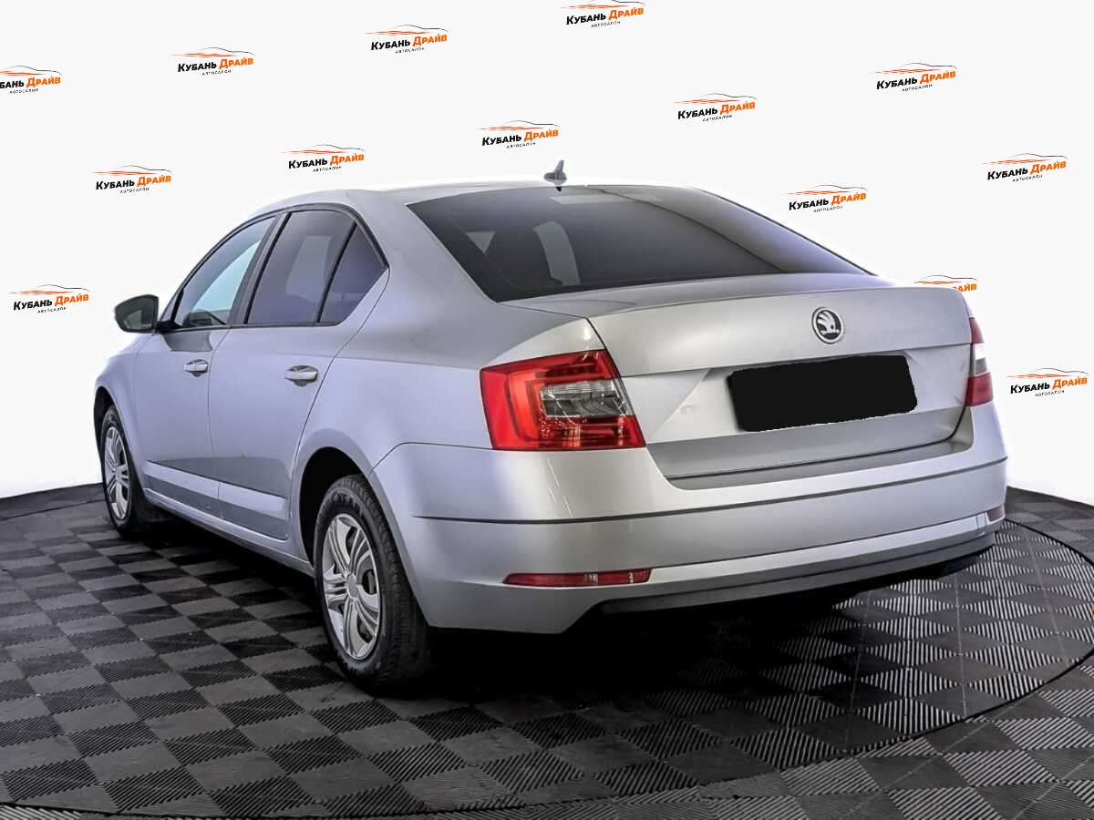 Skoda Octavia 2017 года с пробегом. Фото: #6