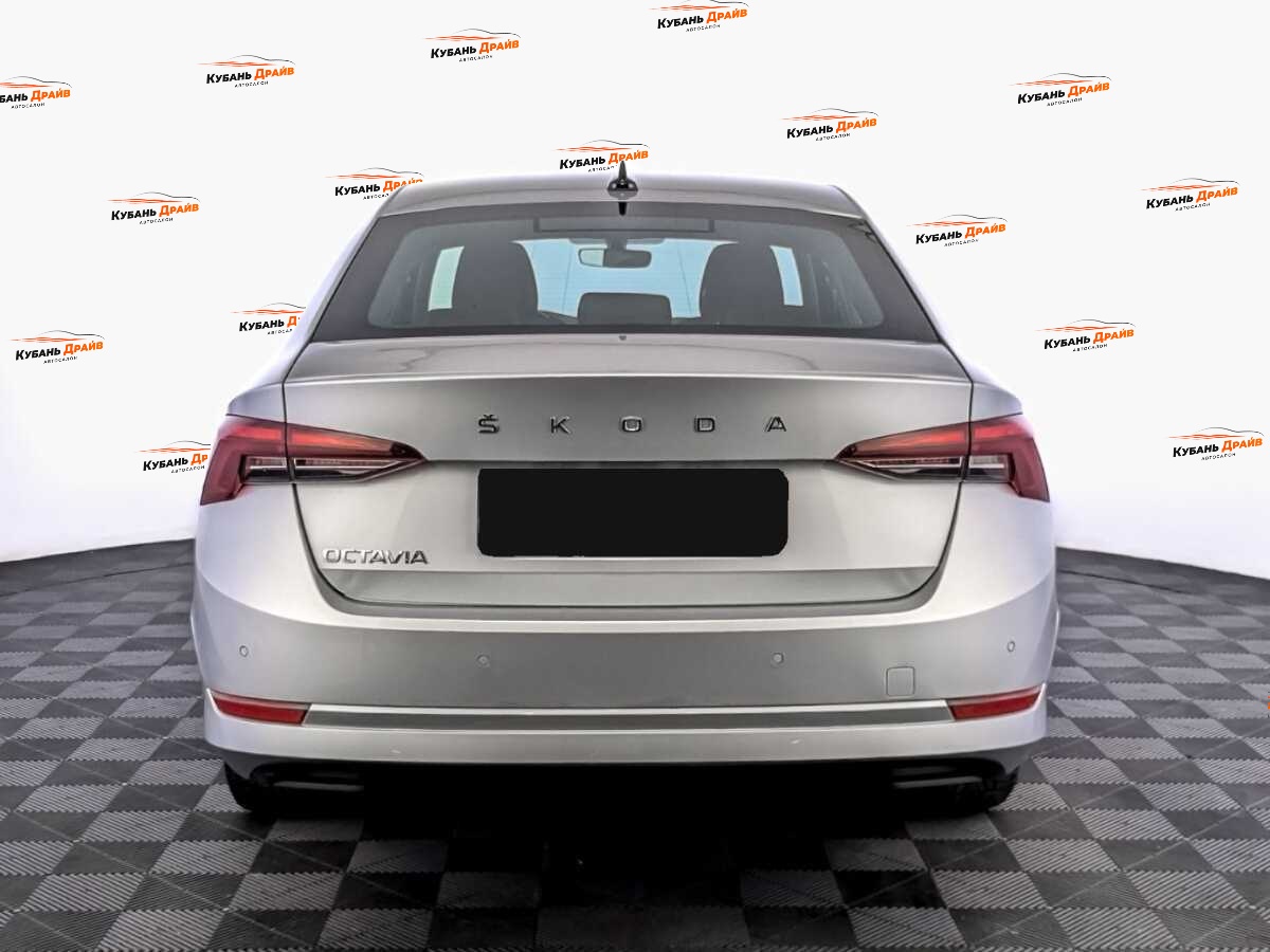 Skoda Octavia 2021 года с пробегом. Фото: #5