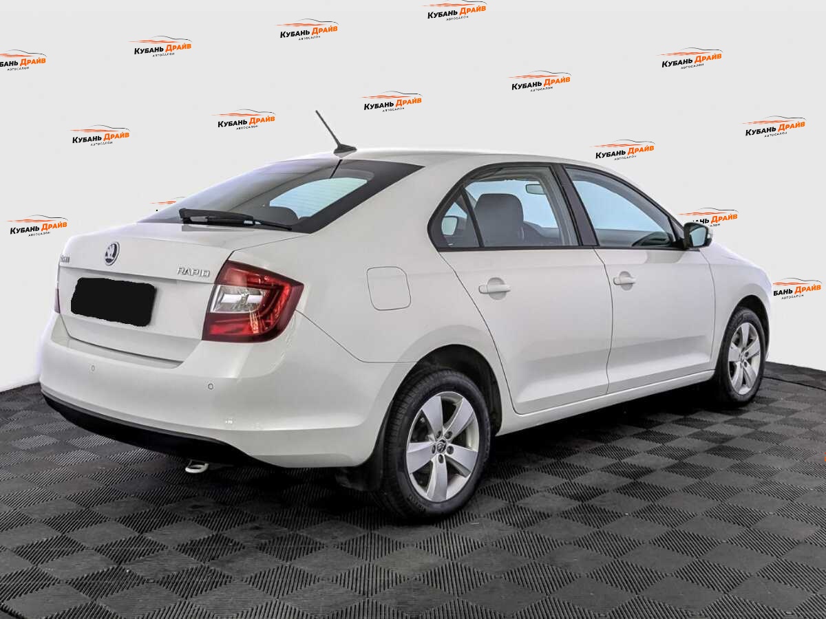 Skoda Rapid 2018 года с пробегом. Фото: #4