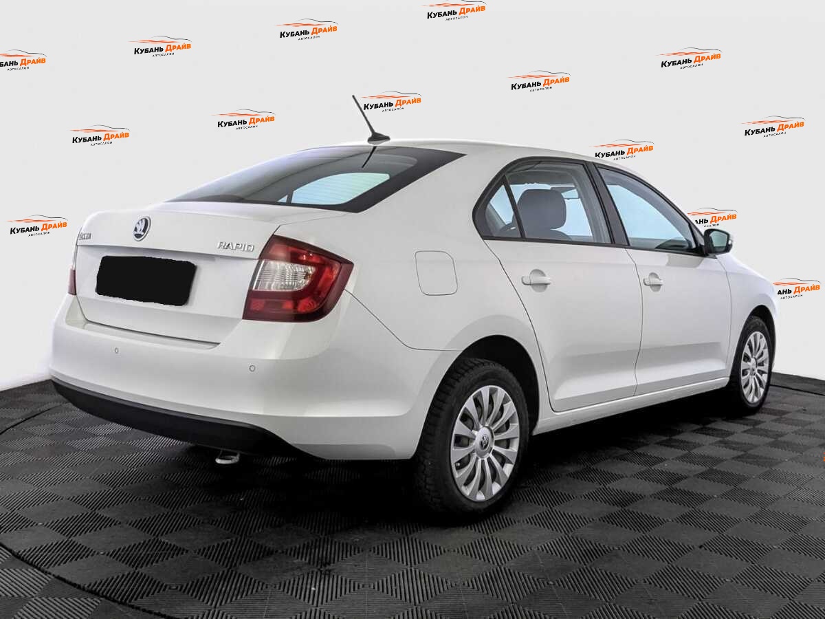Skoda Rapid 2019 года с пробегом. Фото: #4
