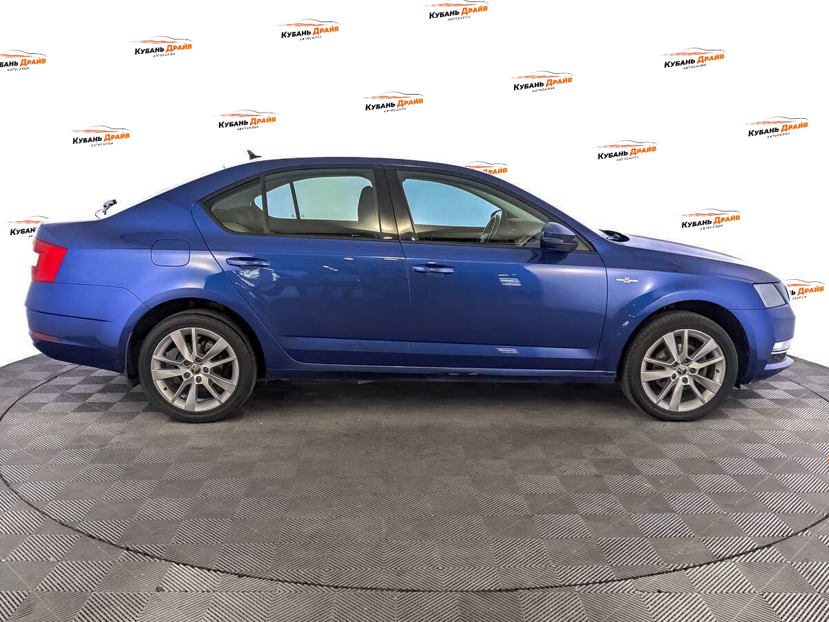 Skoda Octavia 2020 года с пробегом. Фото: #3