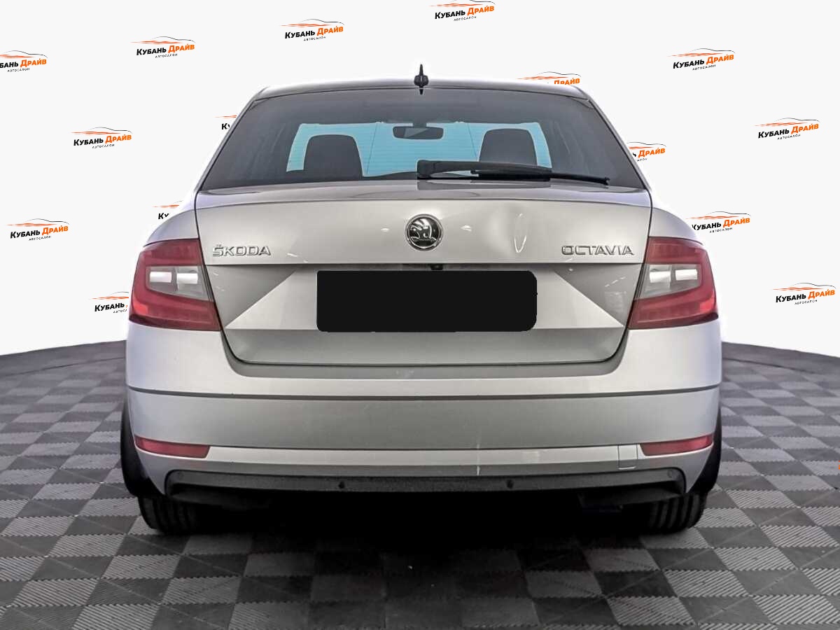 Skoda Octavia 2018 года с пробегом. Фото: #5
