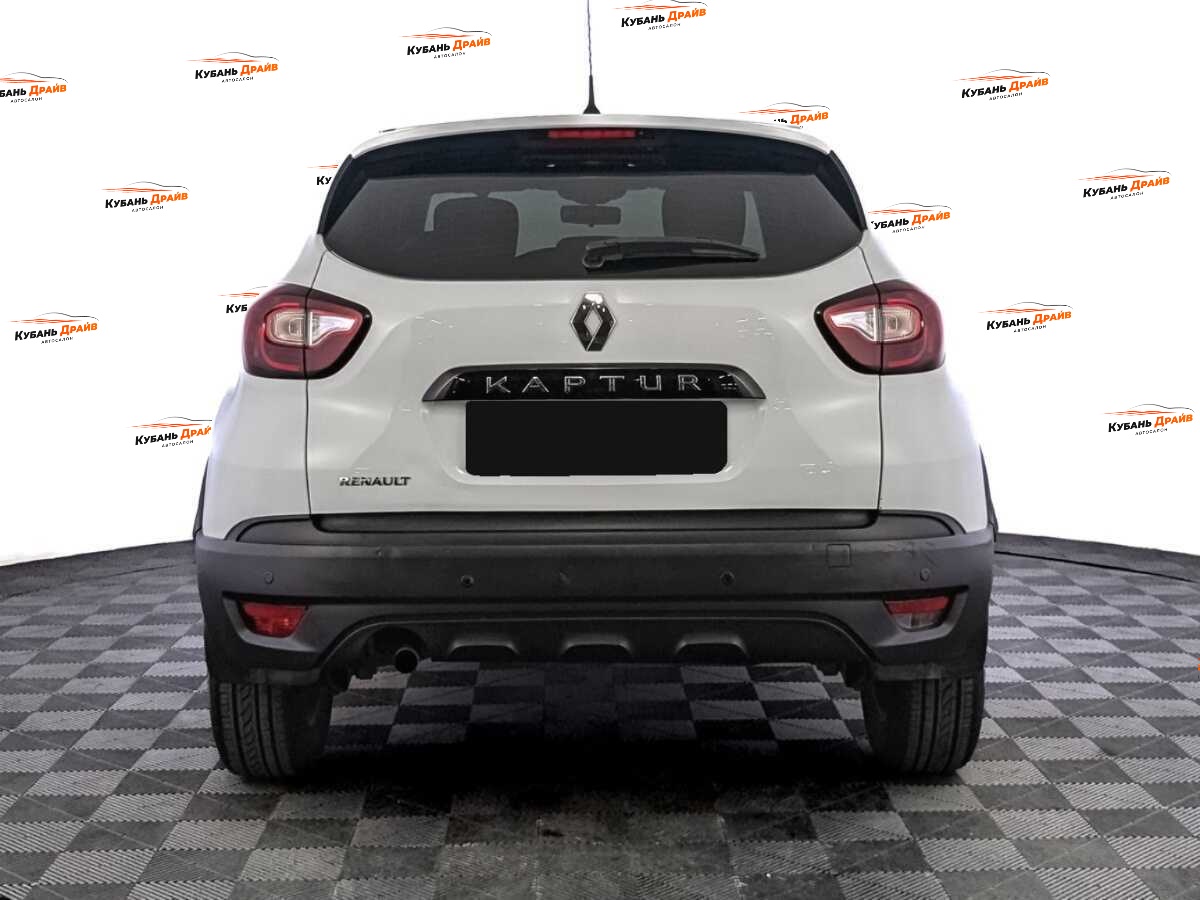 Renault Kaptur 2018 года с пробегом. Фото: #5
