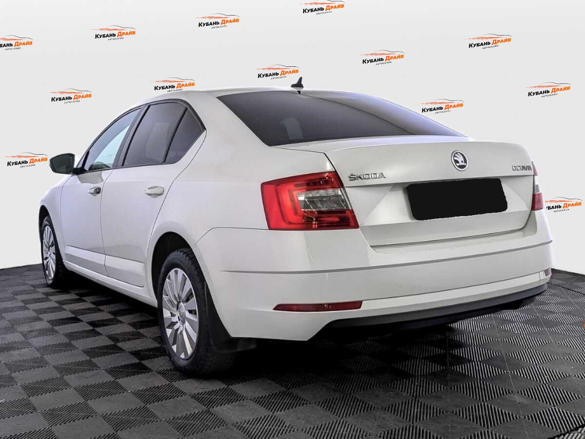 Skoda Octavia 2017 года с пробегом. Фото: #6