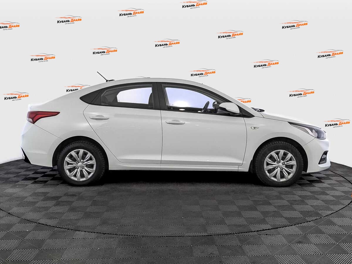 Hyundai Solaris 2019 года с пробегом. Фото: #3