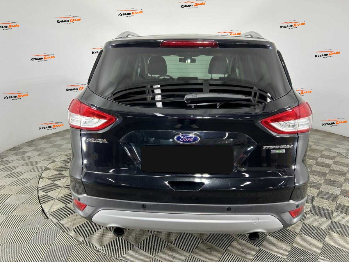 Ford Kuga 2015 года с пробегом. Фото: #2