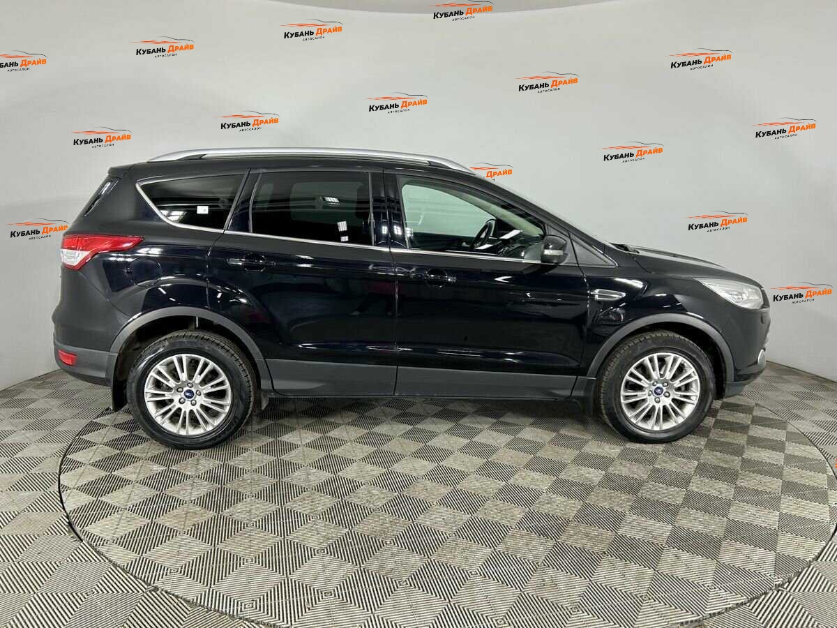 Ford Kuga 2015 года с пробегом. Фото: #3