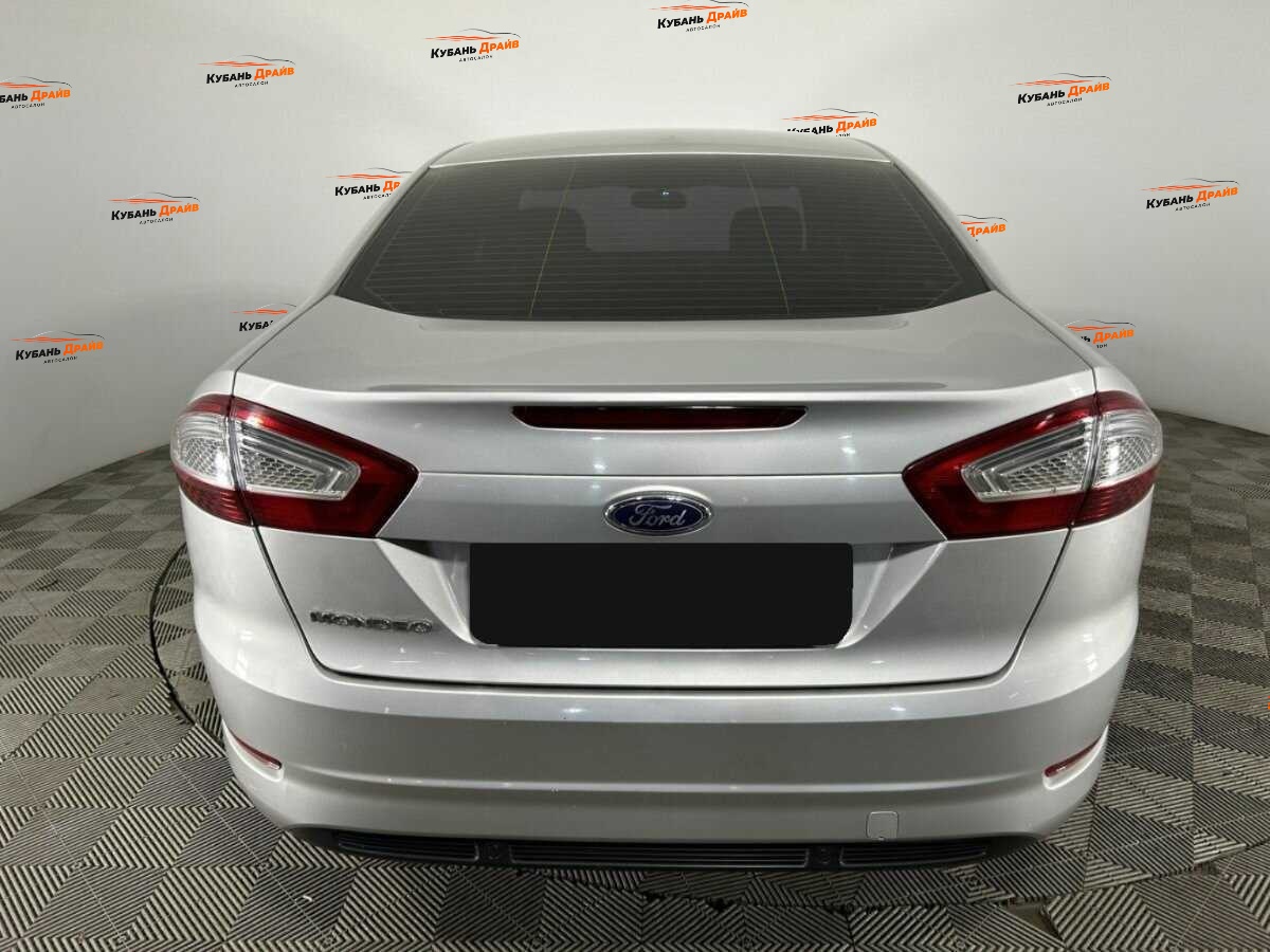 Ford Mondeo 2012 года с пробегом. Фото: #2