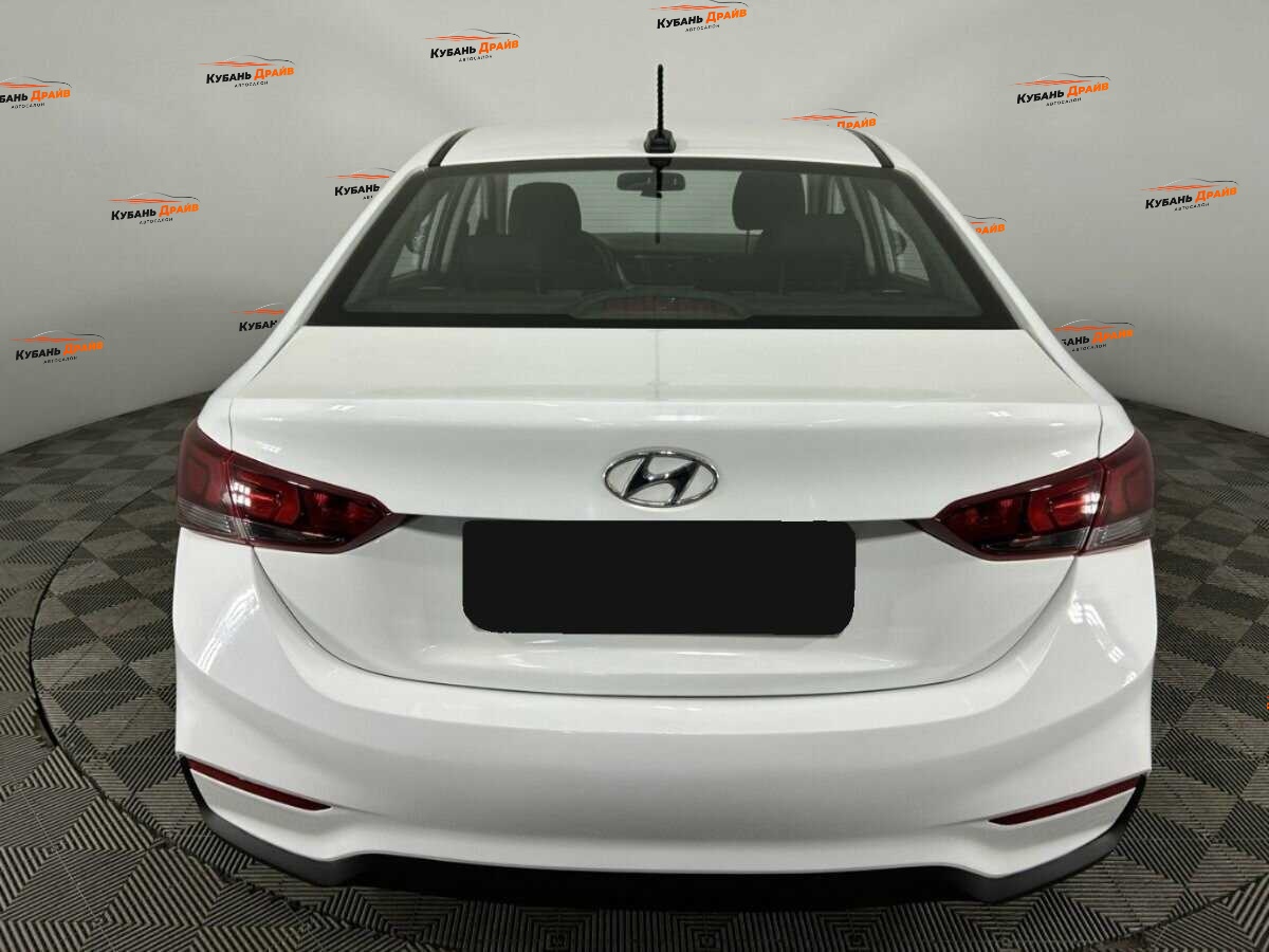 Hyundai Solaris 2017 года с пробегом. Фото: #2