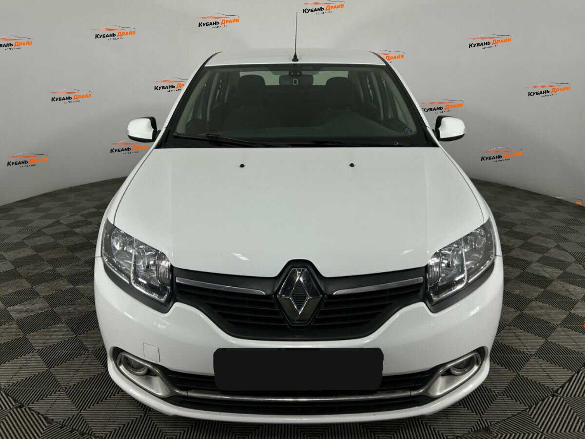 Renault Logan 2016 года с пробегом. Фото: #1