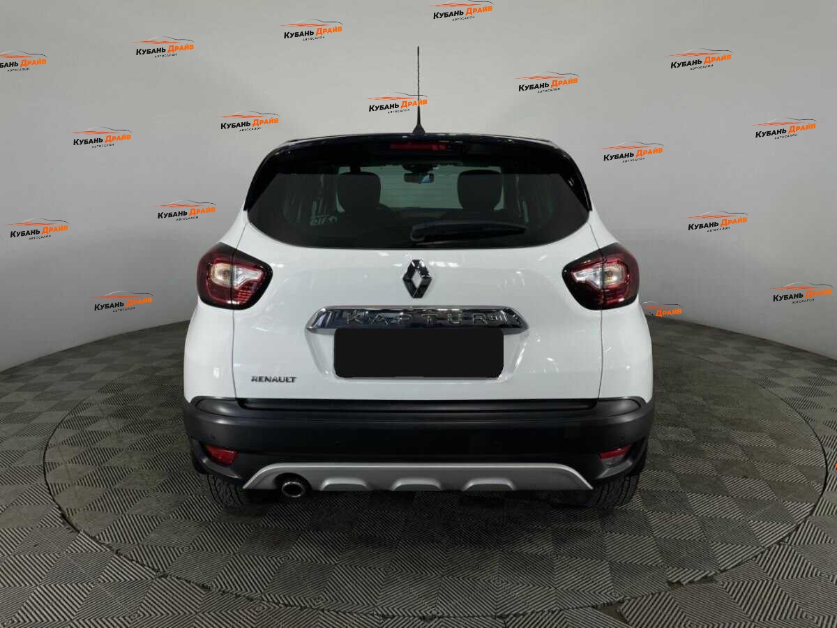 Renault Kaptur 2018 года с пробегом. Фото: #2