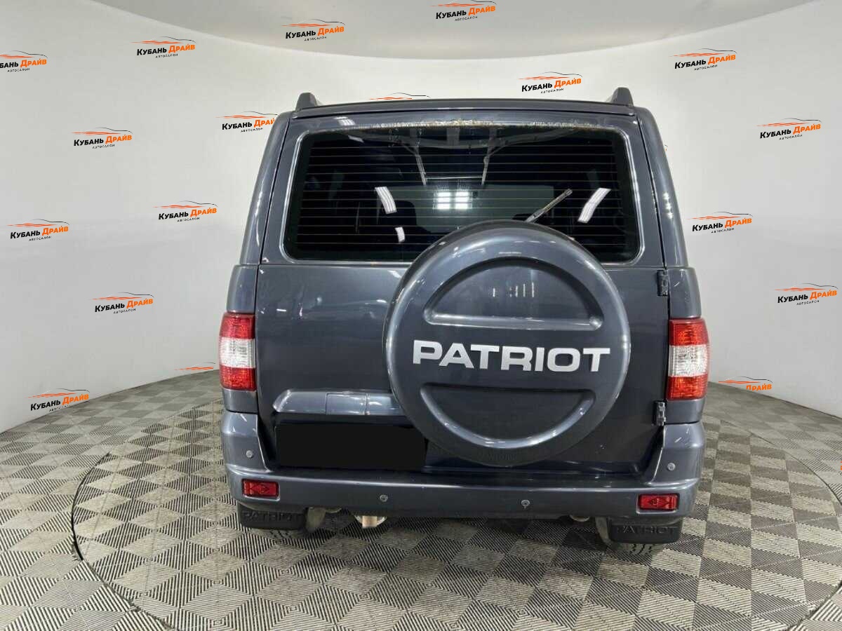 УАЗ Patriot 2016 года с пробегом. Фото: #2