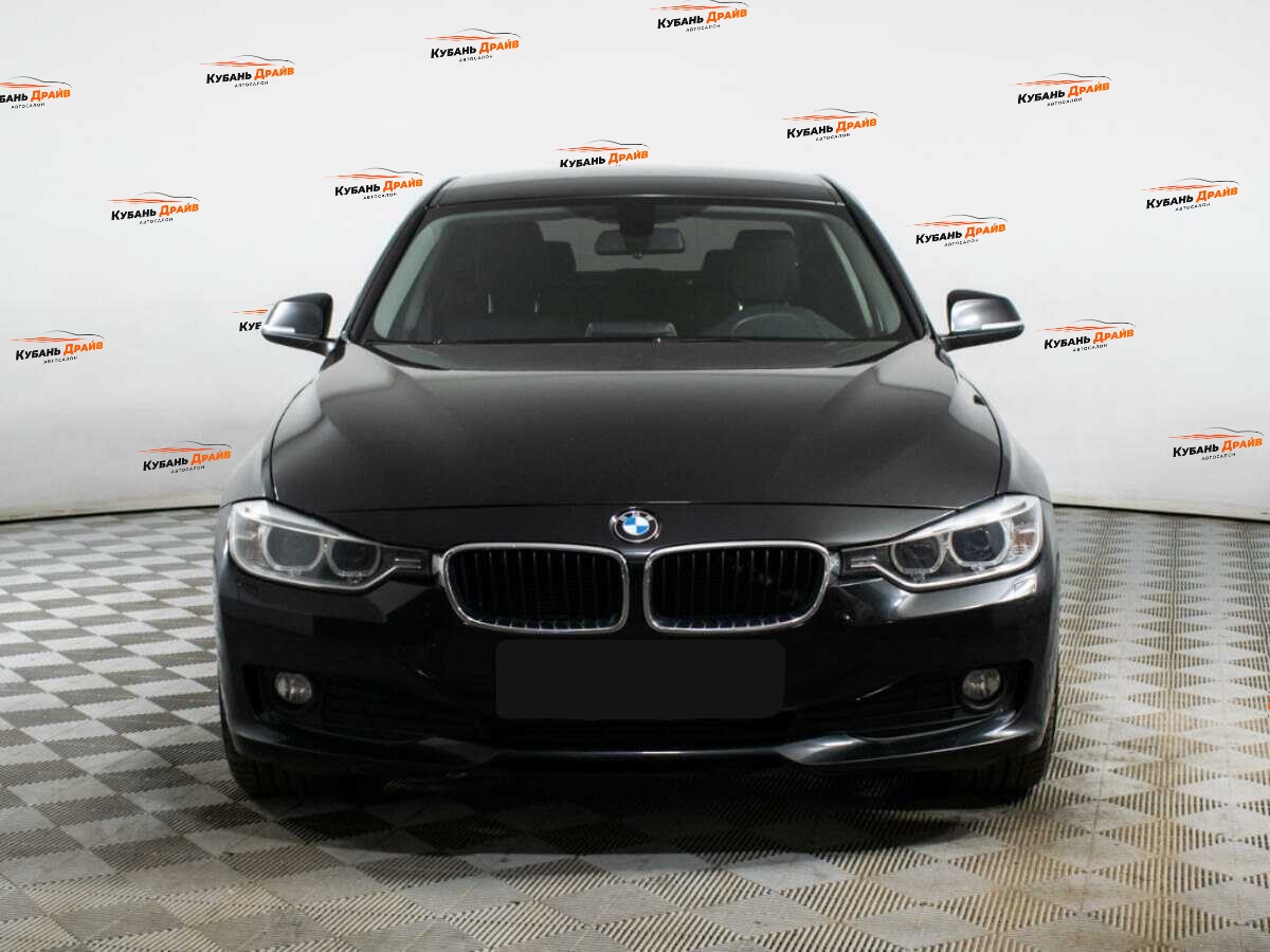 BMW 3 серии 2013 года с пробегом. Фото: #1