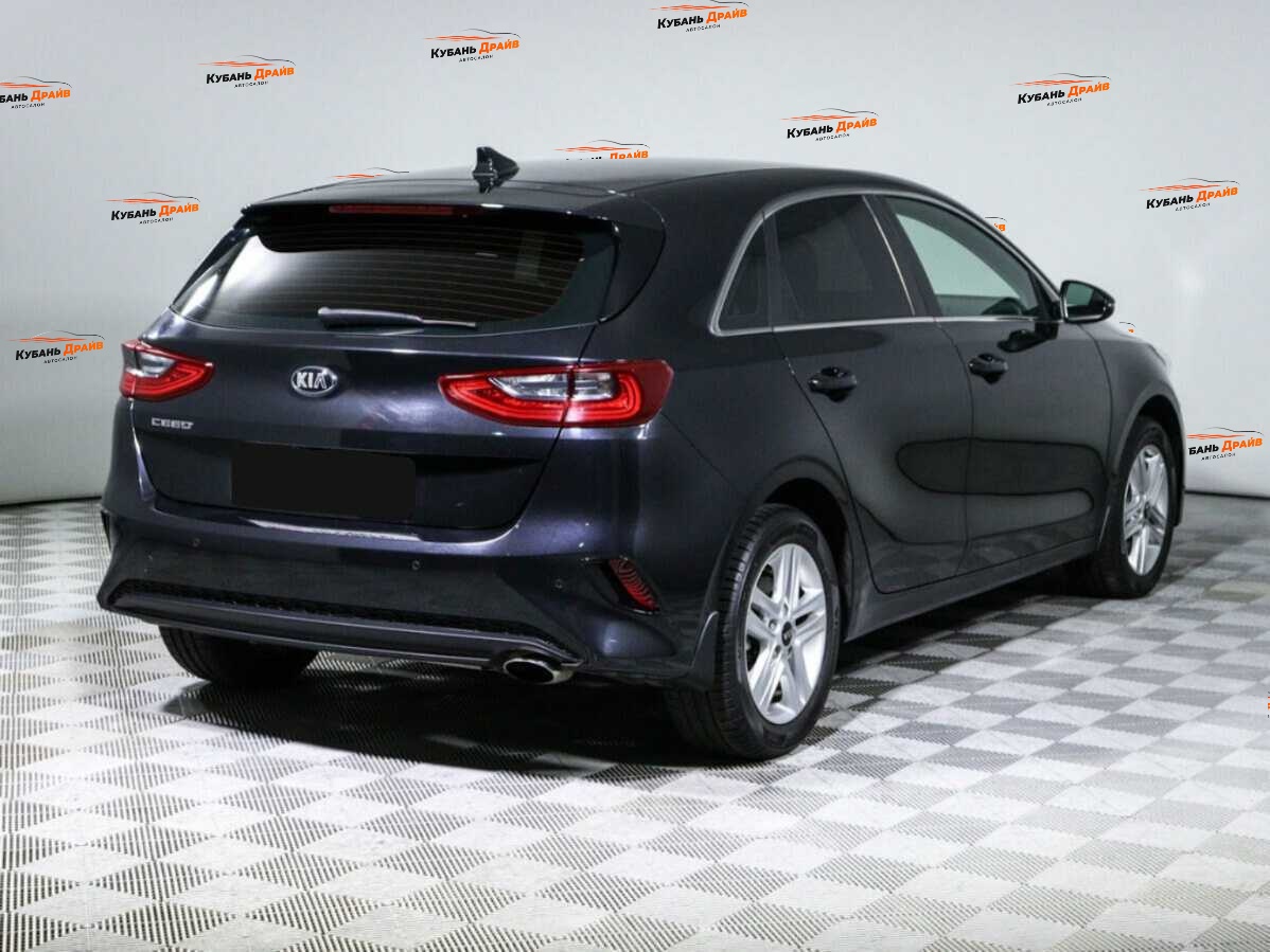 Kia Ceed 2020 года с пробегом. Фото: #3