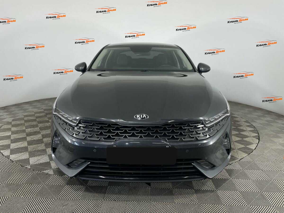 Kia K5 2021 года с пробегом. Фото: #1