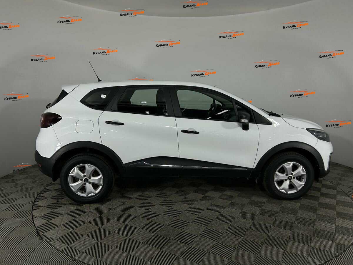 Renault Kaptur 2018 года с пробегом. Фото: #3