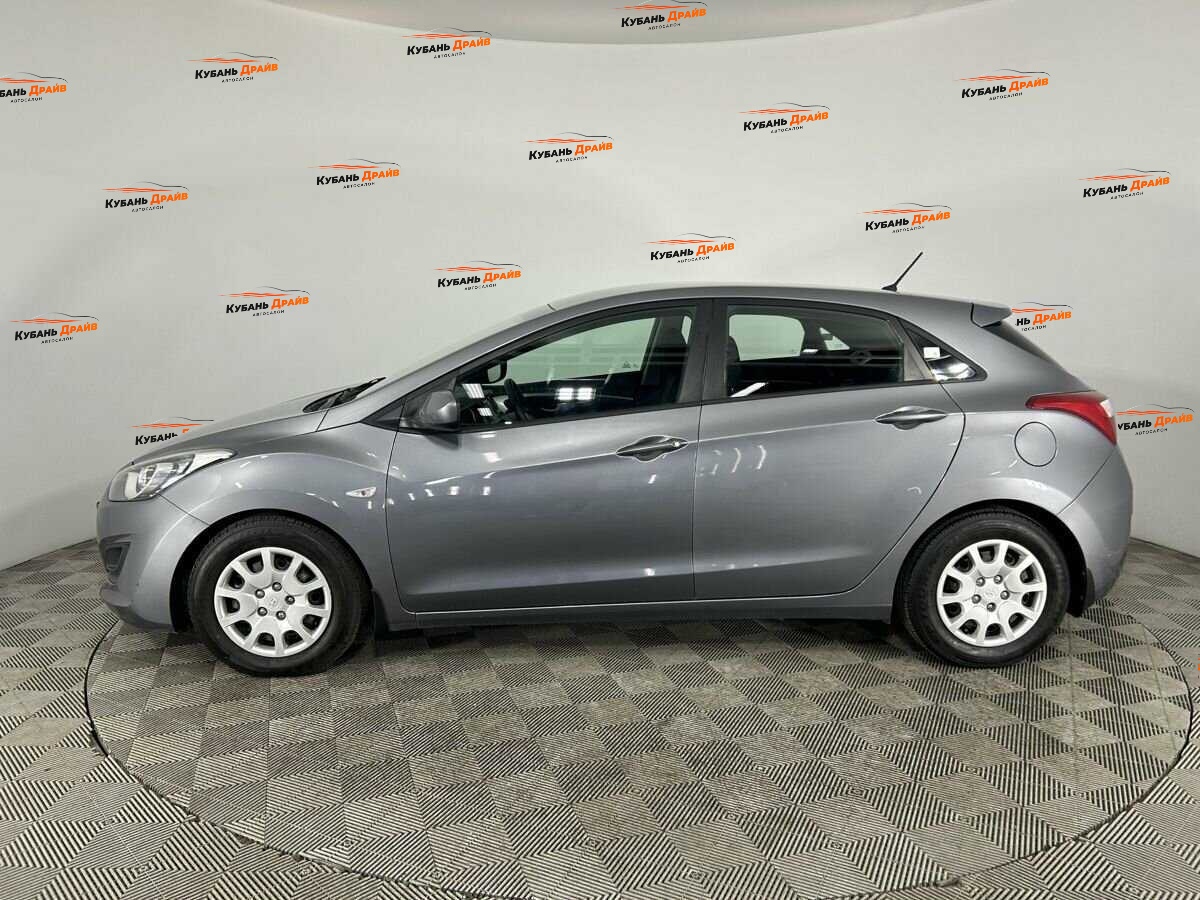Hyundai i30 2012 года с пробегом. Фото: #4