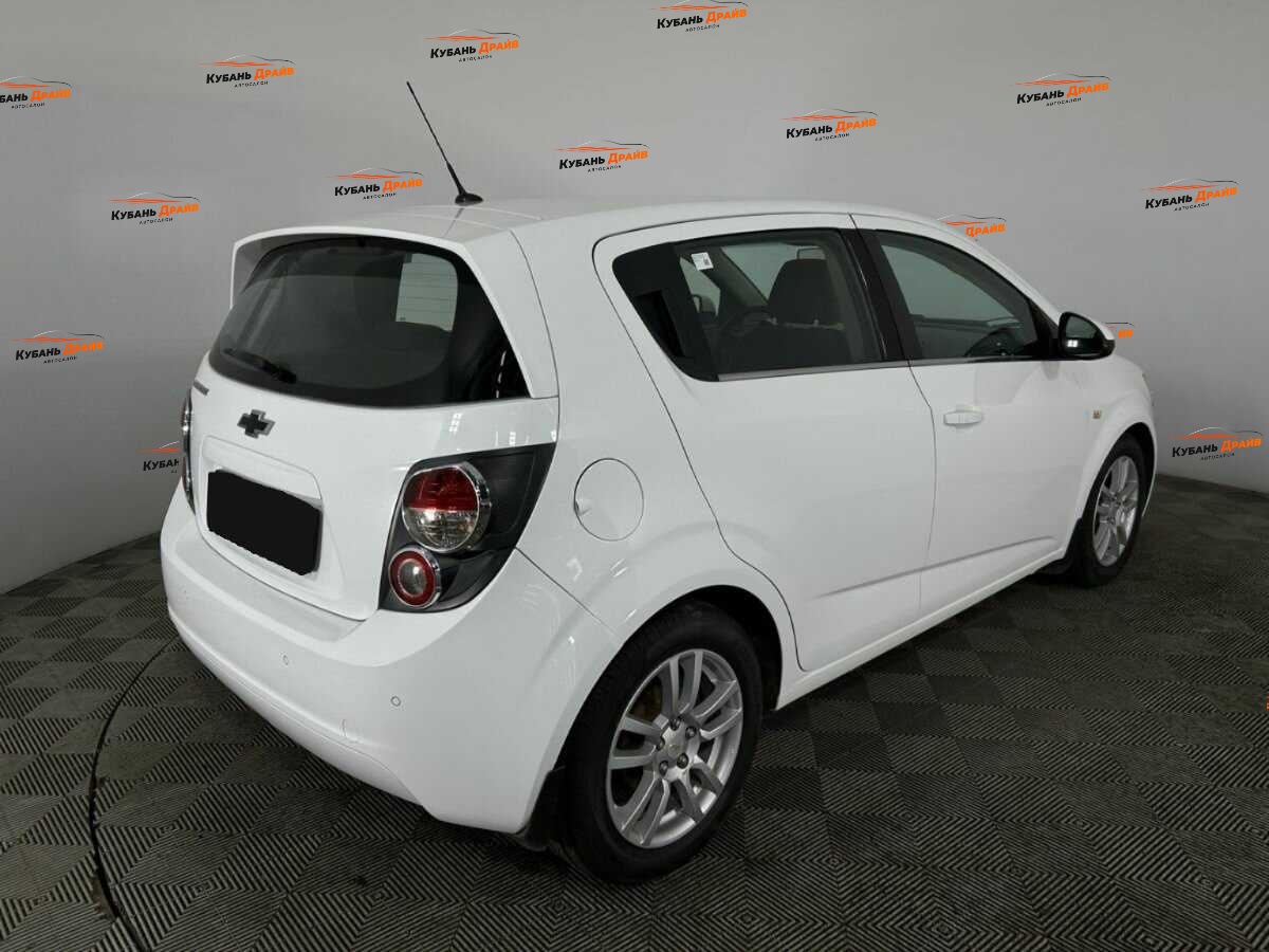 Chevrolet Aveo 2014 года с пробегом. Фото: #4
