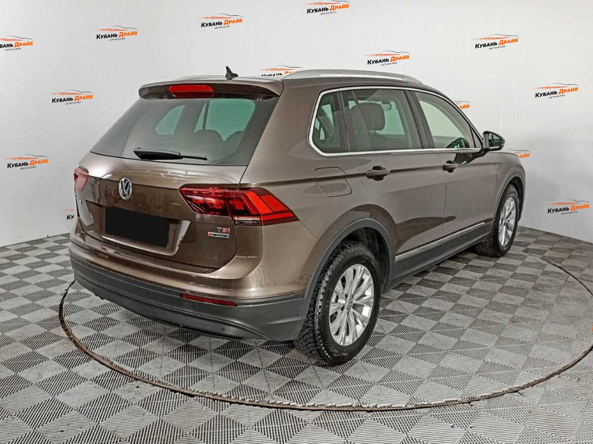 Volkswagen Tiguan 2017 года с пробегом. Фото: #4