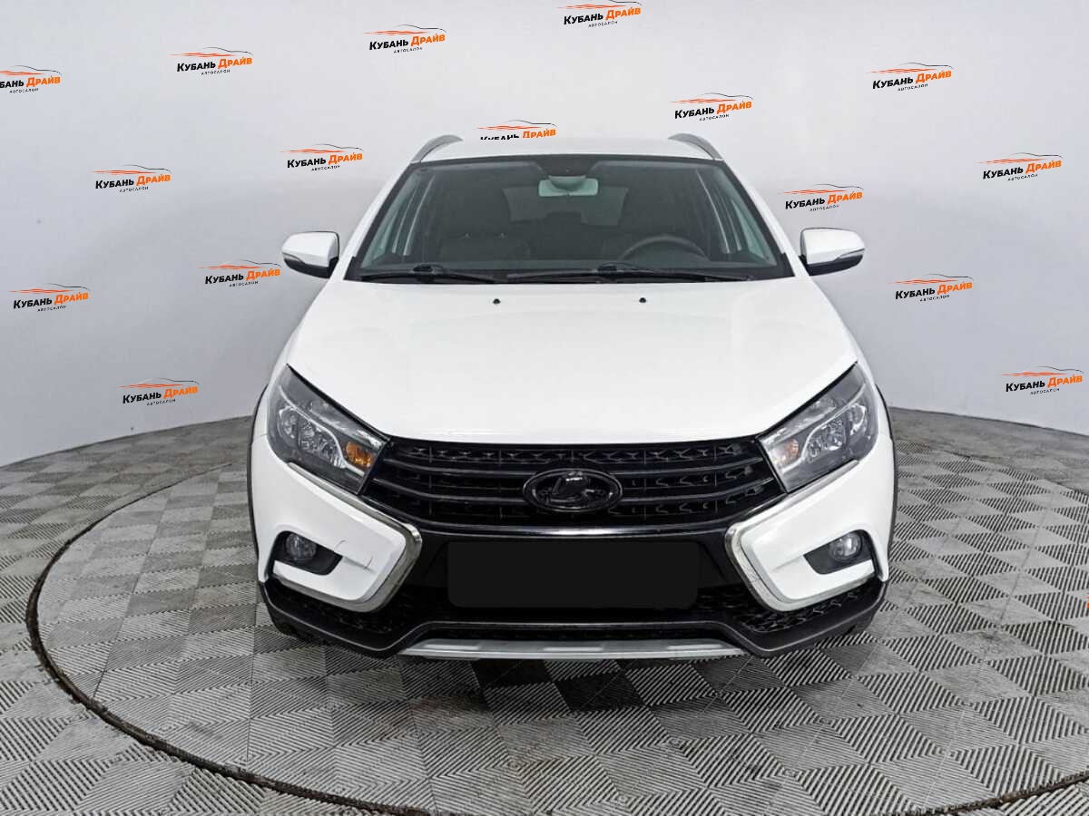 Lada (ВАЗ) Vesta 2017 года с пробегом. Фото: #1