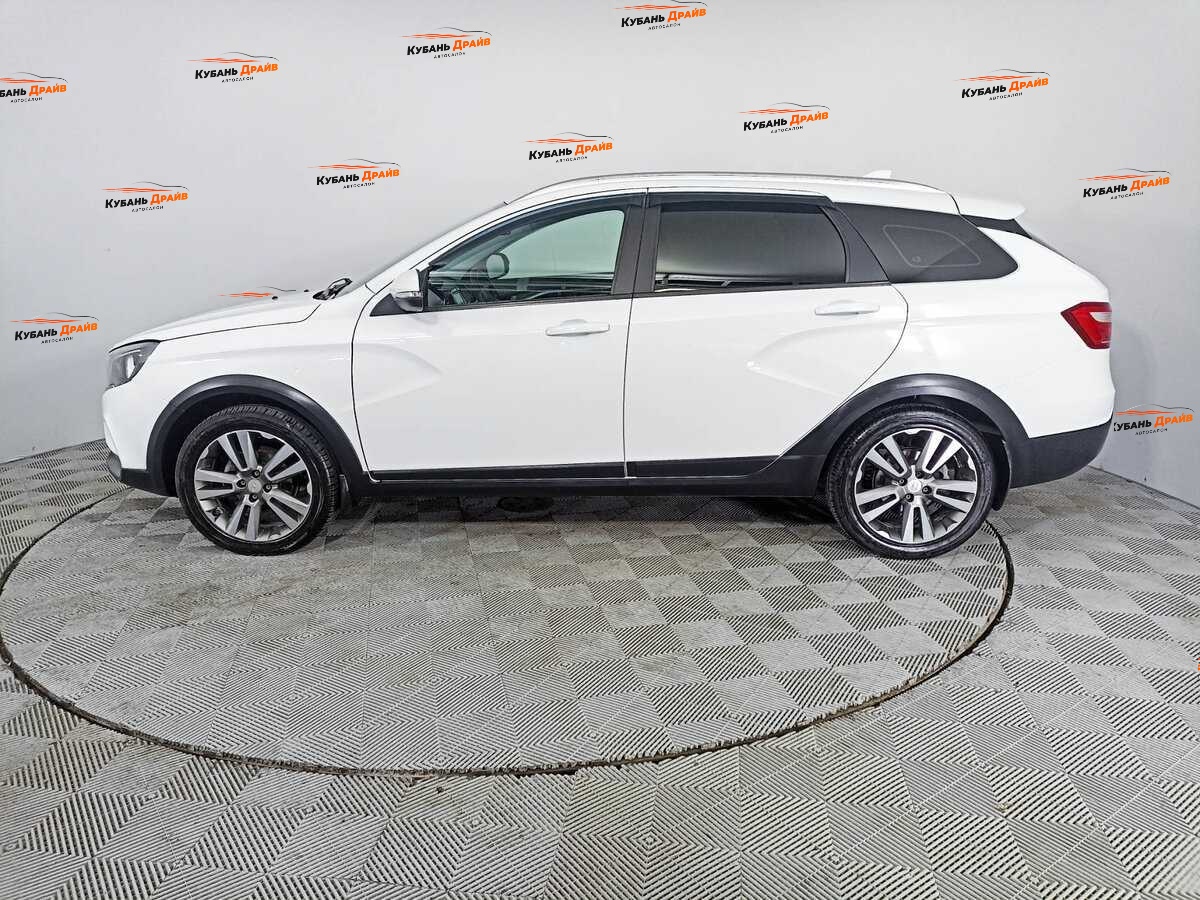 Lada (ВАЗ) Vesta 2017 года с пробегом. Фото: #7