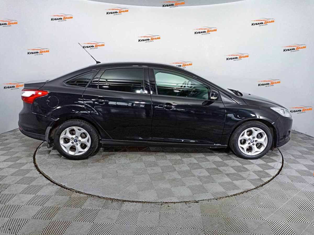 Ford Focus 2014 года с пробегом. Фото: #3