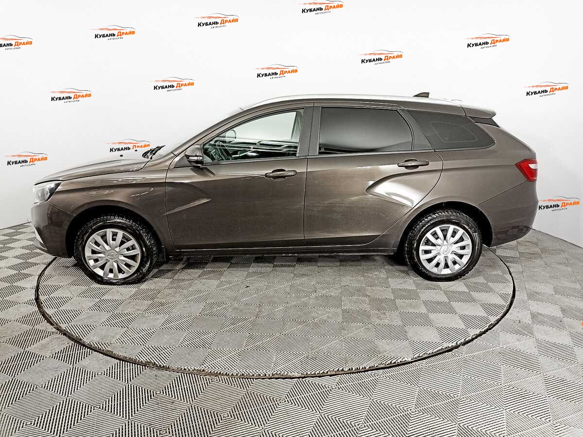 Lada (ВАЗ) Vesta 2021 года с пробегом. Фото: #7