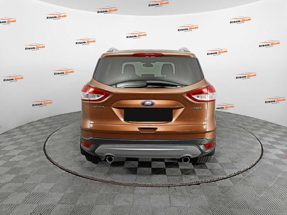 Ford Kuga 2013 года с пробегом. Фото: #4