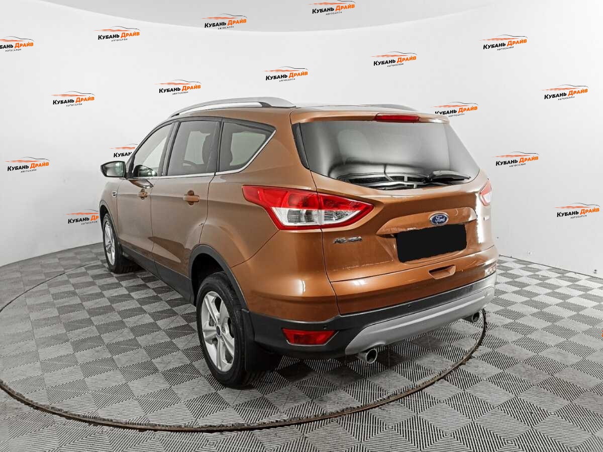 Ford Kuga 2013 года с пробегом. Фото: #5
