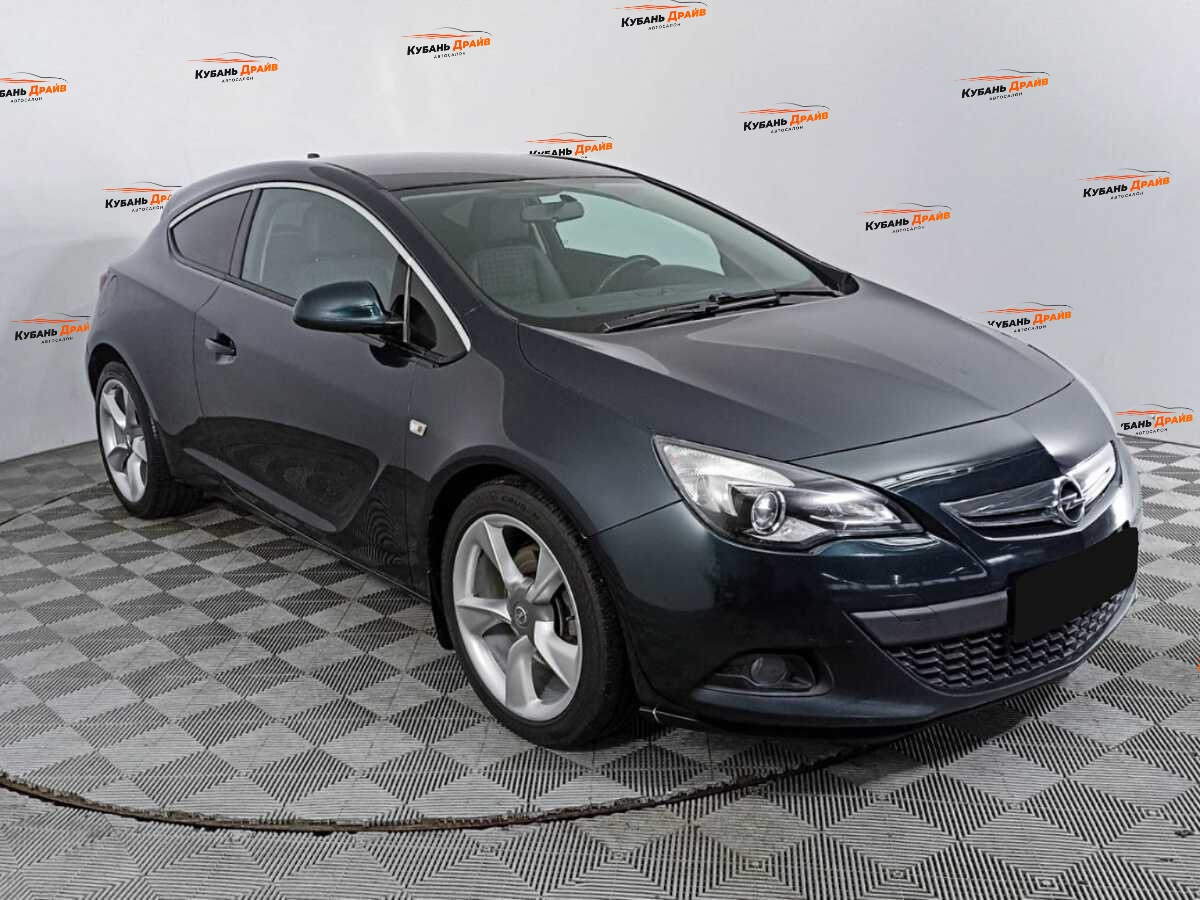 Opel Astra 2014 года с пробегом. Фото: #2